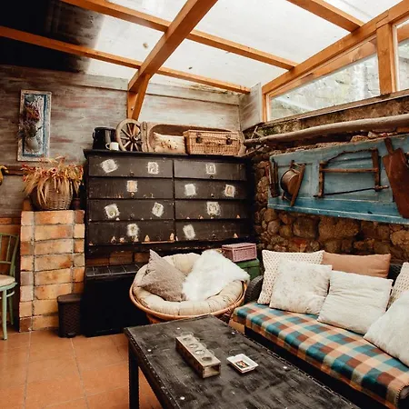 Strieborny Dvor Daire *