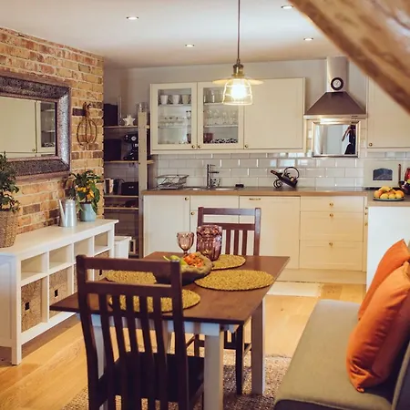 Strieborny Dvor Apartment *
