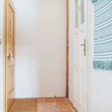 Strieborny Dvor Daire *