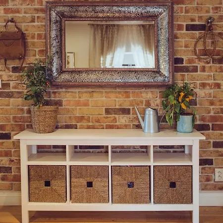 Daire Strieborny Dvor *