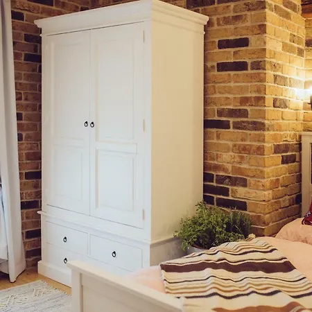 Strieborny Dvor * Banská Štiavnica