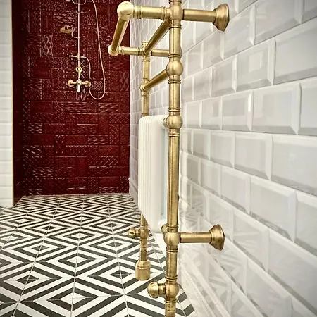 Daire Strieborny Dvor